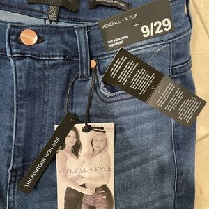 NWT Kendall & Kylie Kontour High Rise Jeans Size 29 Size 9